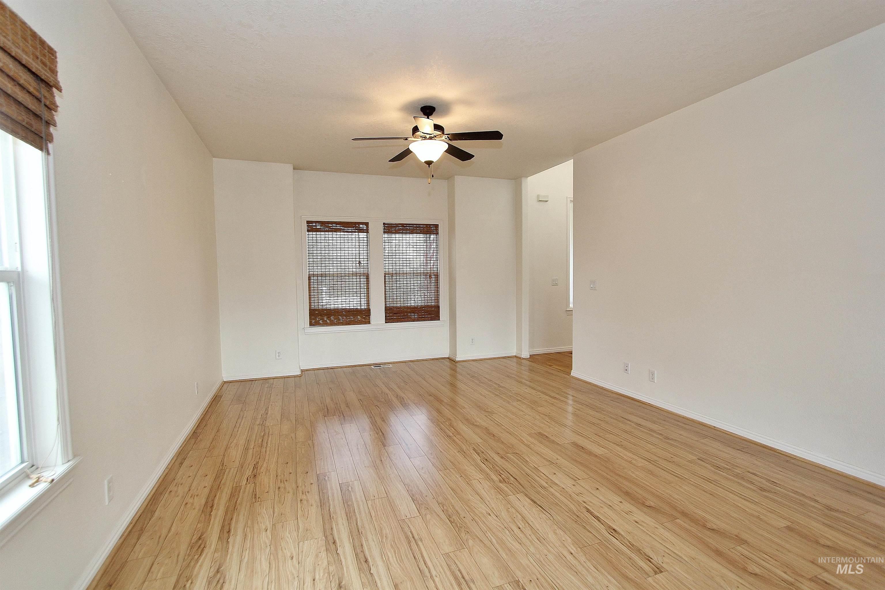 689 Triumph Drive Middleton, ID 83644 - Photo 4 of 27