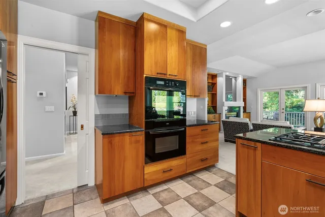 $899,000 | 11202 Greystone Drive Southwest, Lakewood, WA 98499