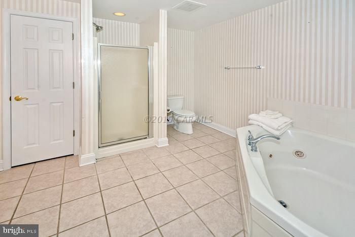 9742 Golf Course Road, Unit 104 Ocean City, MD 21842 - Photo 10 of 22 Gallery Image 10