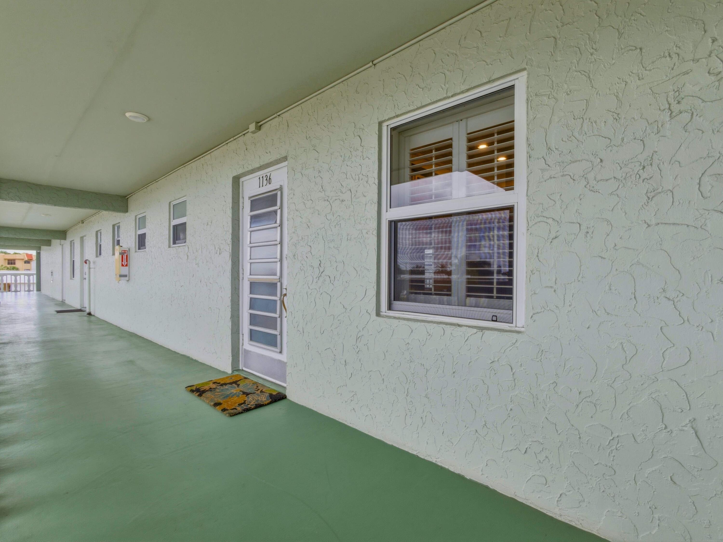 9810 Marina Boulevard, Unit 1136 Boca Raton, FL 33428 - Photo 19 of 35 a view of livingroom with furniture