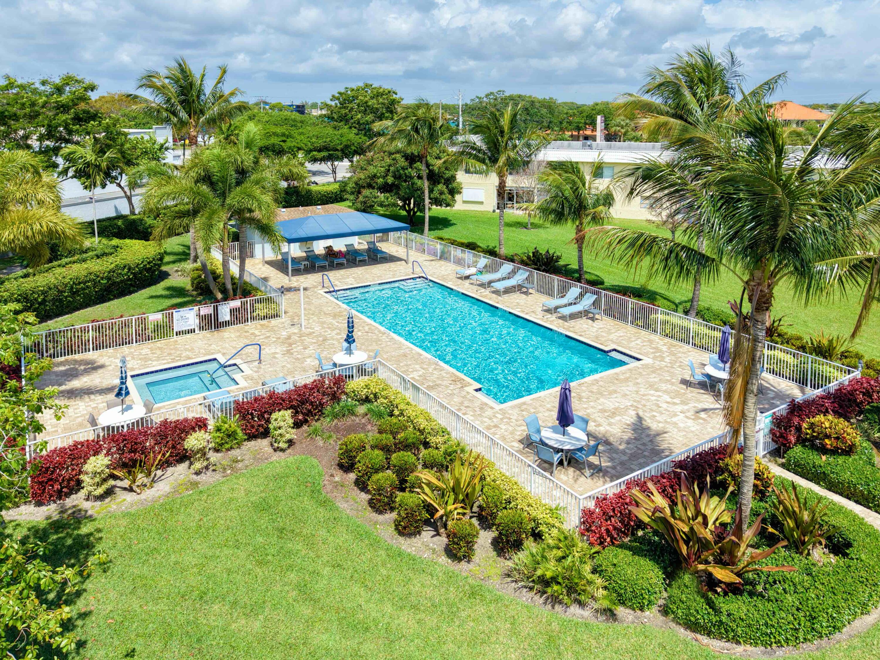 9810 Marina Boulevard, Unit 1136 Boca Raton, FL 33428 - Photo 28 of 35 an aerial view of a house
