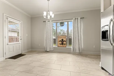 $218,000 | 32490 Lake Pointe Boulevard, Denham Springs, LA 70726