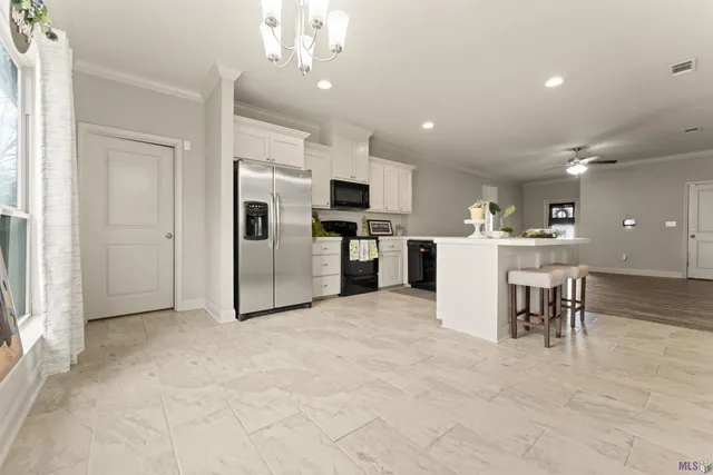 $218,000 | 32490 Lake Pointe Boulevard, Denham Springs, LA 70726