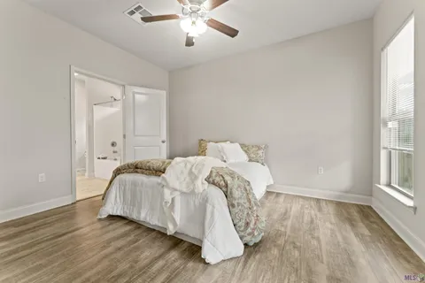 $218,000 | 32490 Lake Pointe Boulevard, Denham Springs, LA 70726