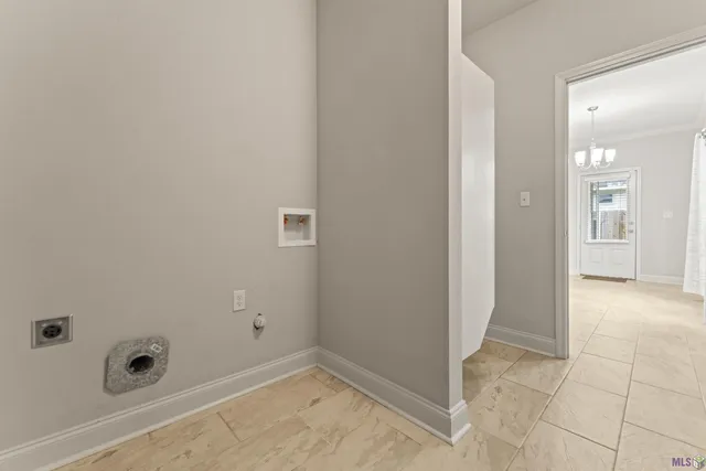 $218,000 | 32490 Lake Pointe Boulevard, Denham Springs, LA 70726