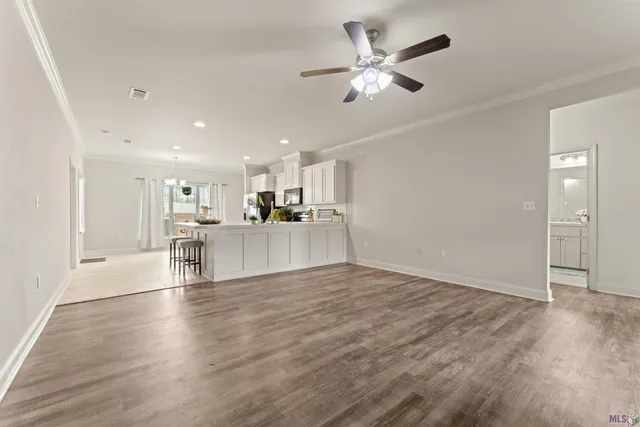 $218,000 | 32490 Lake Pointe Boulevard, Denham Springs, LA 70726