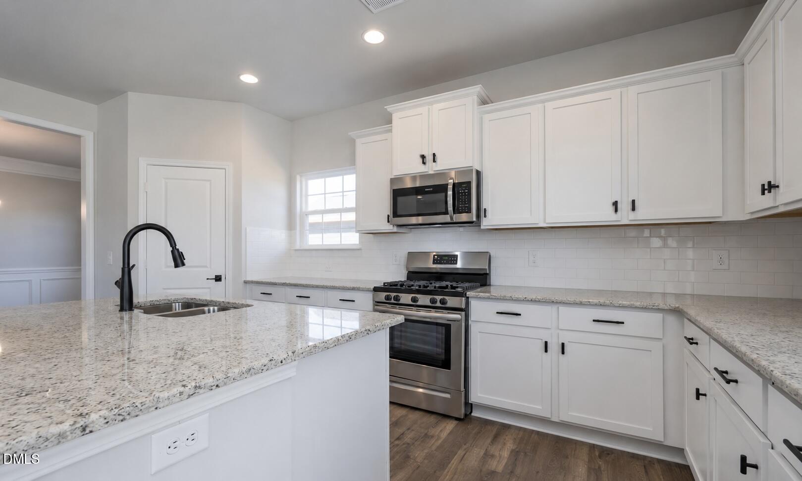 202 Jackson Rdg Way Pikeville, NC 27863 - Photo 8 of 44