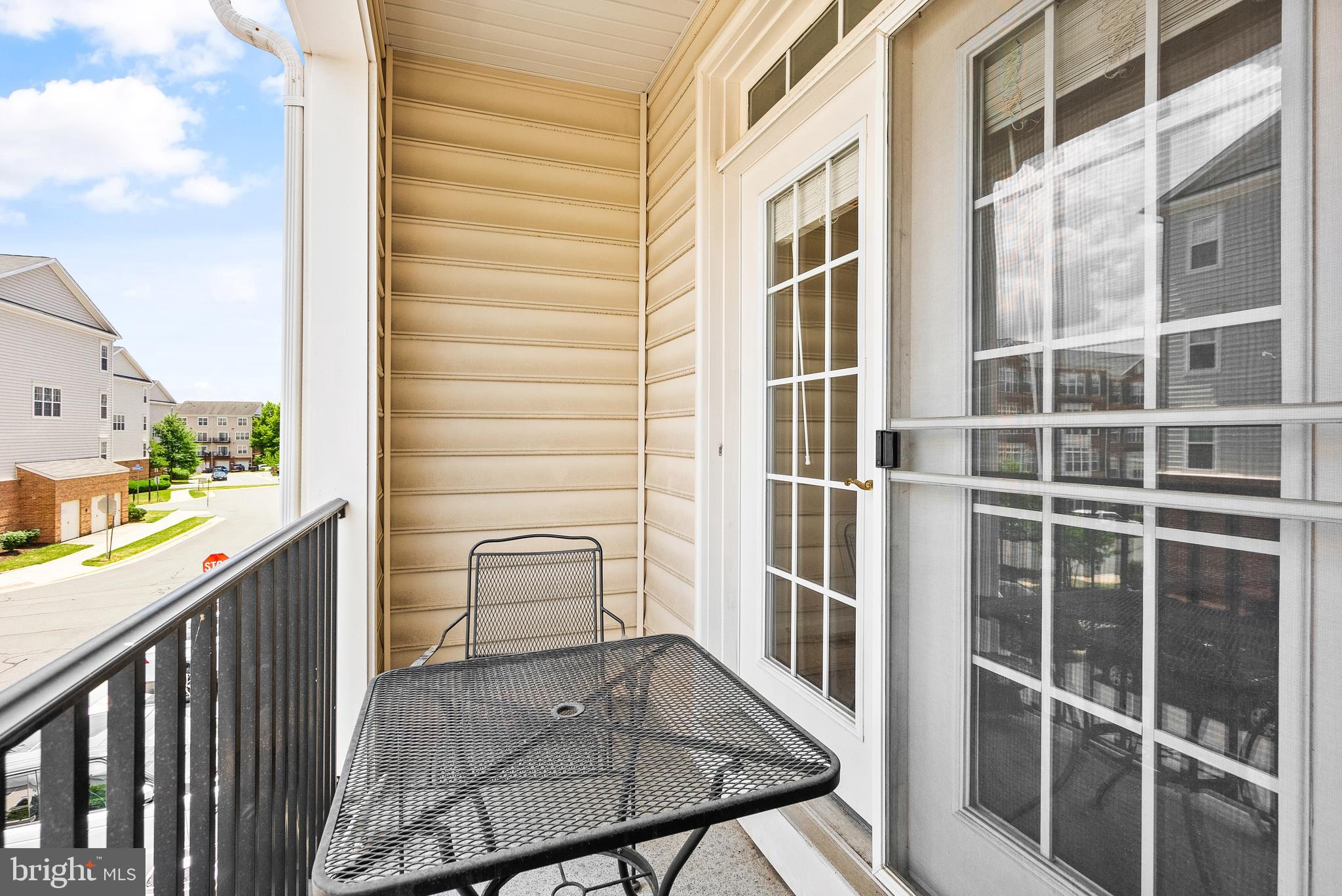 22678 Verde Gate Terrace Brambleton, VA 20148 - Photo 21 of 36 Balcomy off of Primary