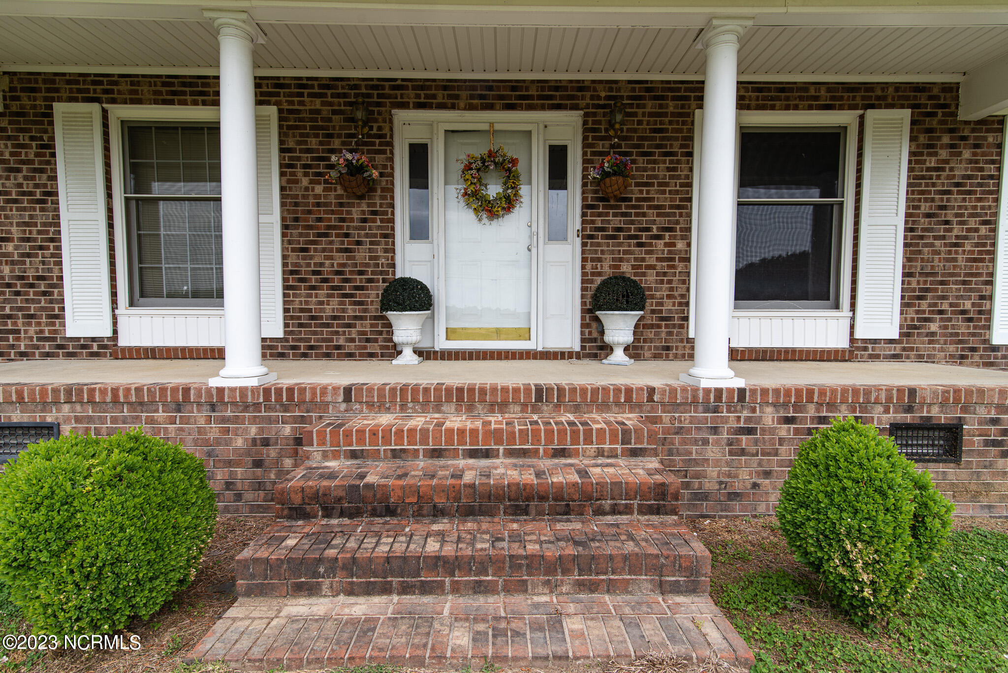 345 Braswell Road Rich Square, NC 27869 - Photo 3 of 49 DSC_0685