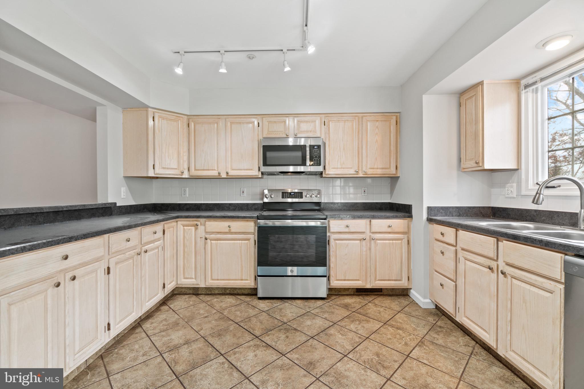 5307 Butler Court Columbia, MD 21044 - Photo 15 of 36
