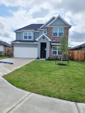 $2,400 | 4915 Pne Hvn Lane, Fresno, TX 77545