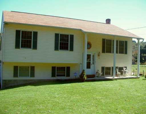 559 Pine Run Road Apollo, PA 15613 - Photo 1 of 8 Exterior Front.