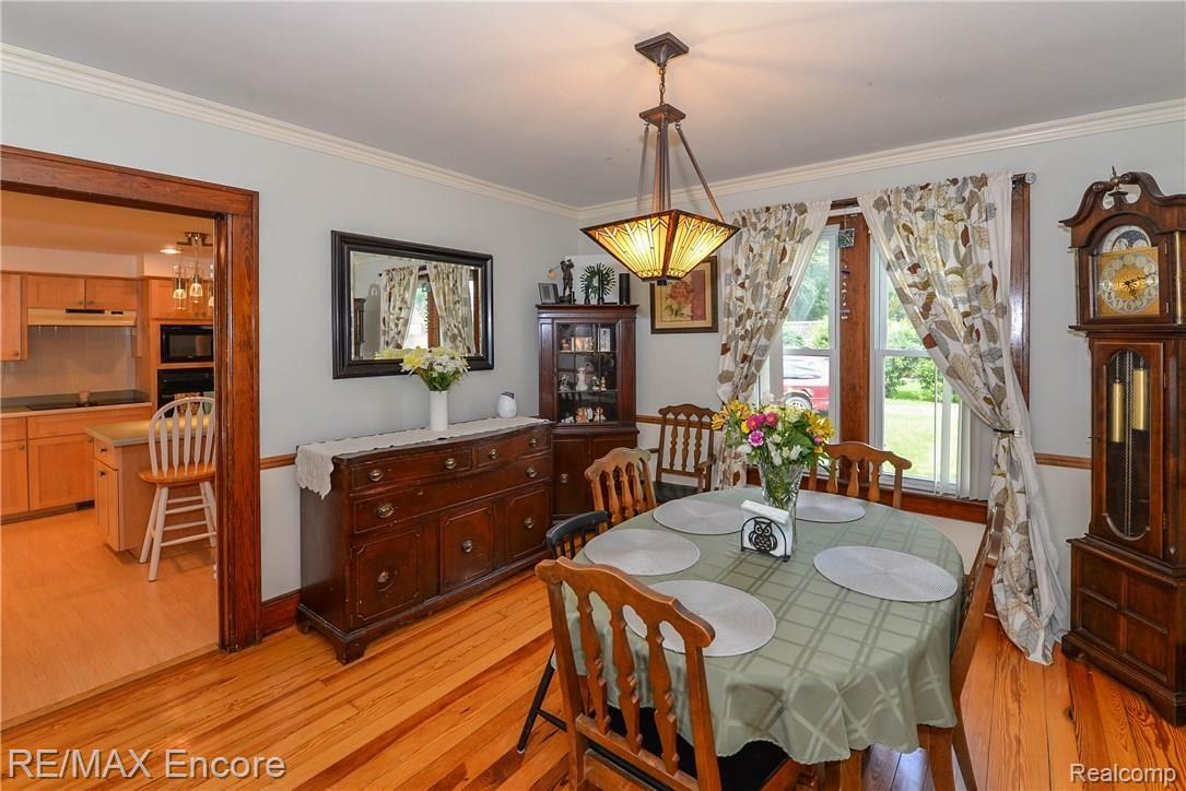 8354 Clinton River Road Sterling Heights, MI 48314 - Photo 17 of 62 32.jpg