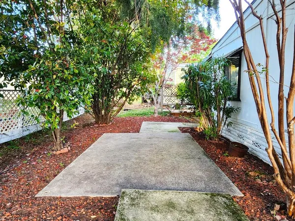 a view of a pathway of a house