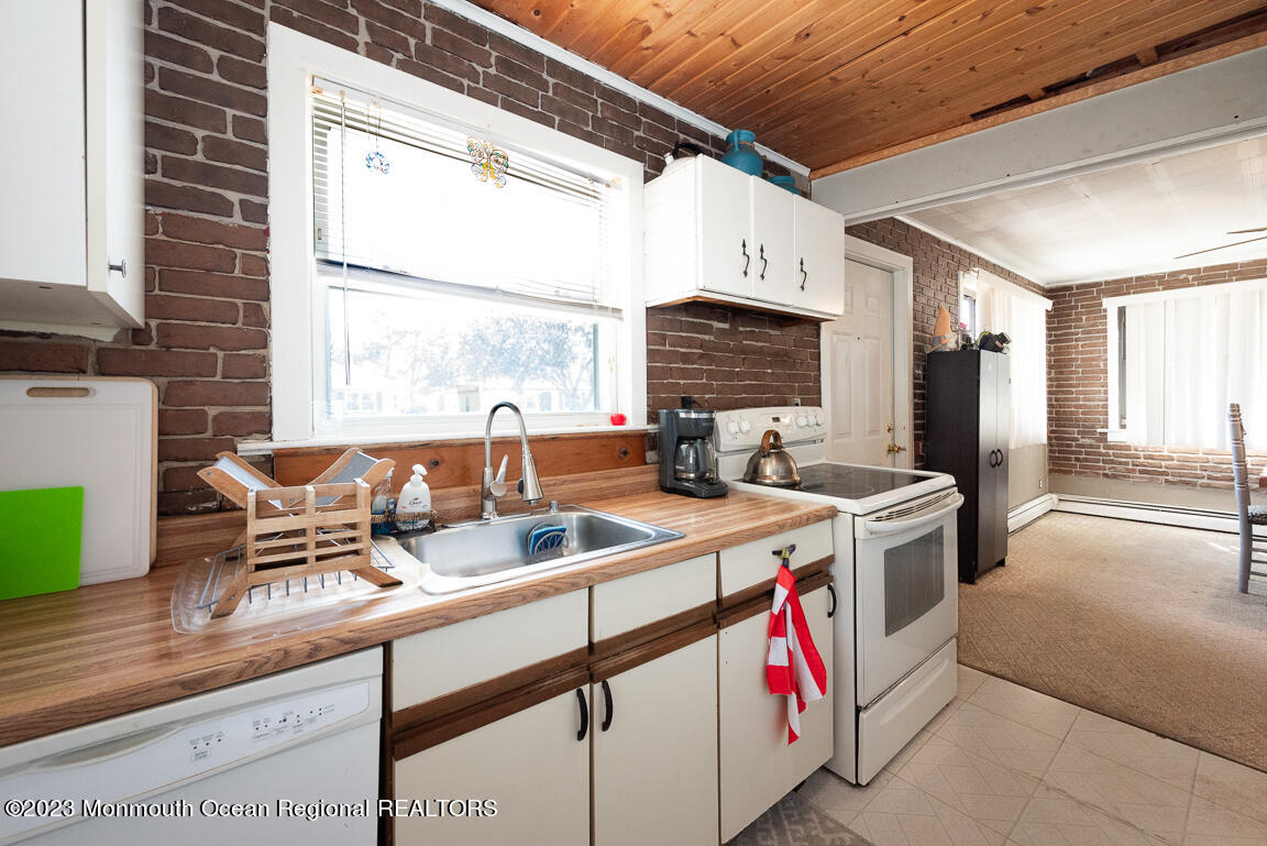 540 Lloyd Road Toms River, NJ 08753 - Photo 8 of 24 9