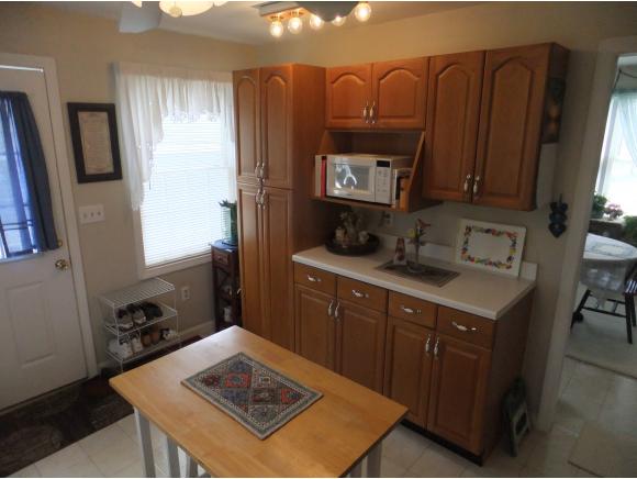 1241 Goffstown Road Manchester, NH 03102 - Photo 4 of 21