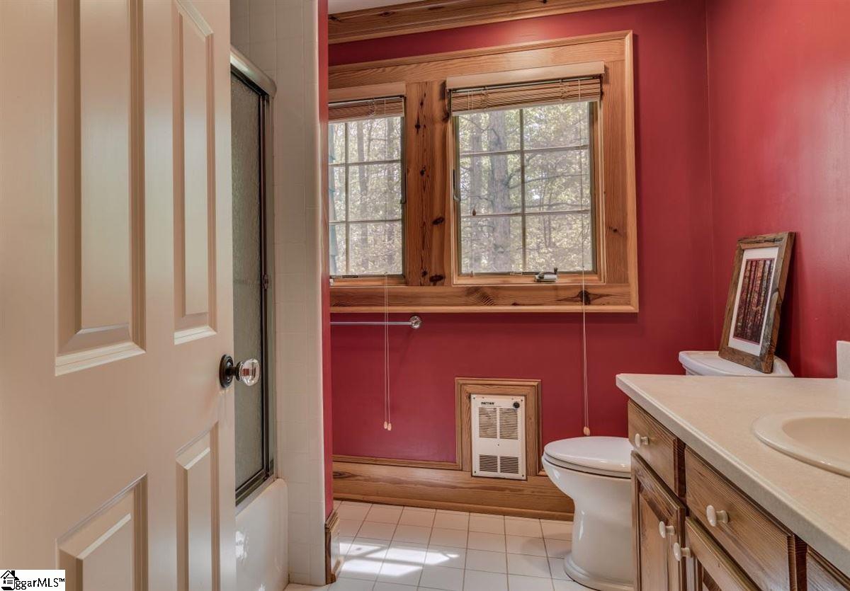 185 Hemlock Cove Road Sunset, SC 29685 - Photo 21 of 36 2nd level master bath with the master bedroom suite on the upper level.