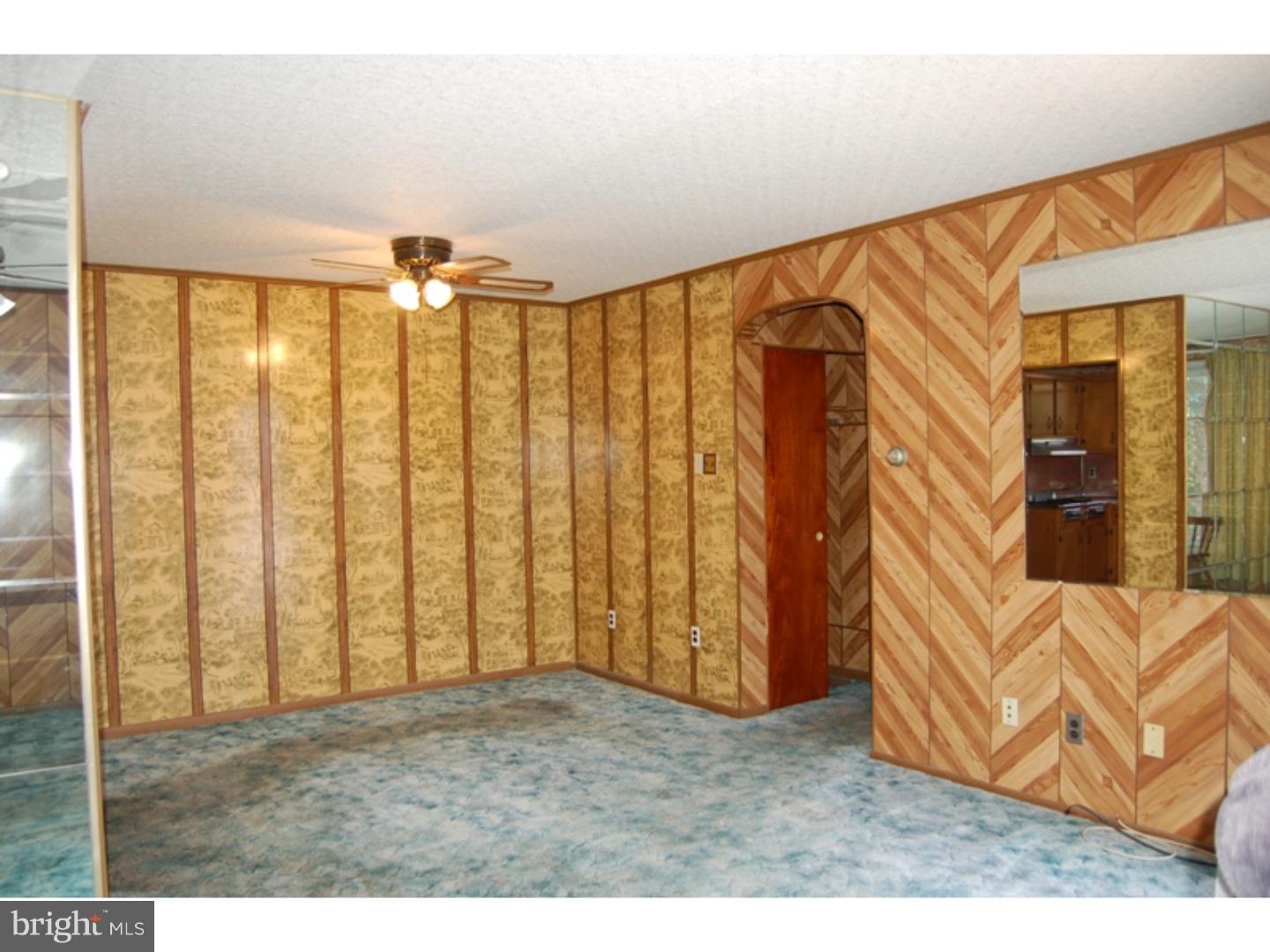 1107 Ripley Street Philadelphia, PA 19111 - Photo 8 of 15 Dining Room