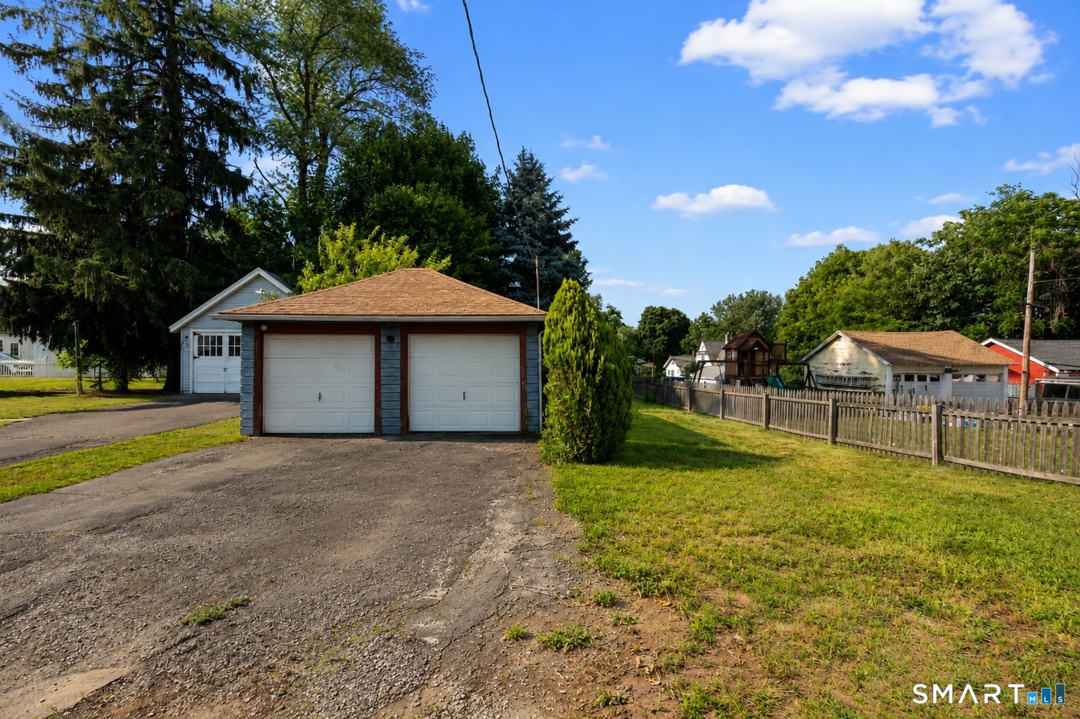 215 Stratford Road New Britain, CT 06053 - Photo 30 of 33