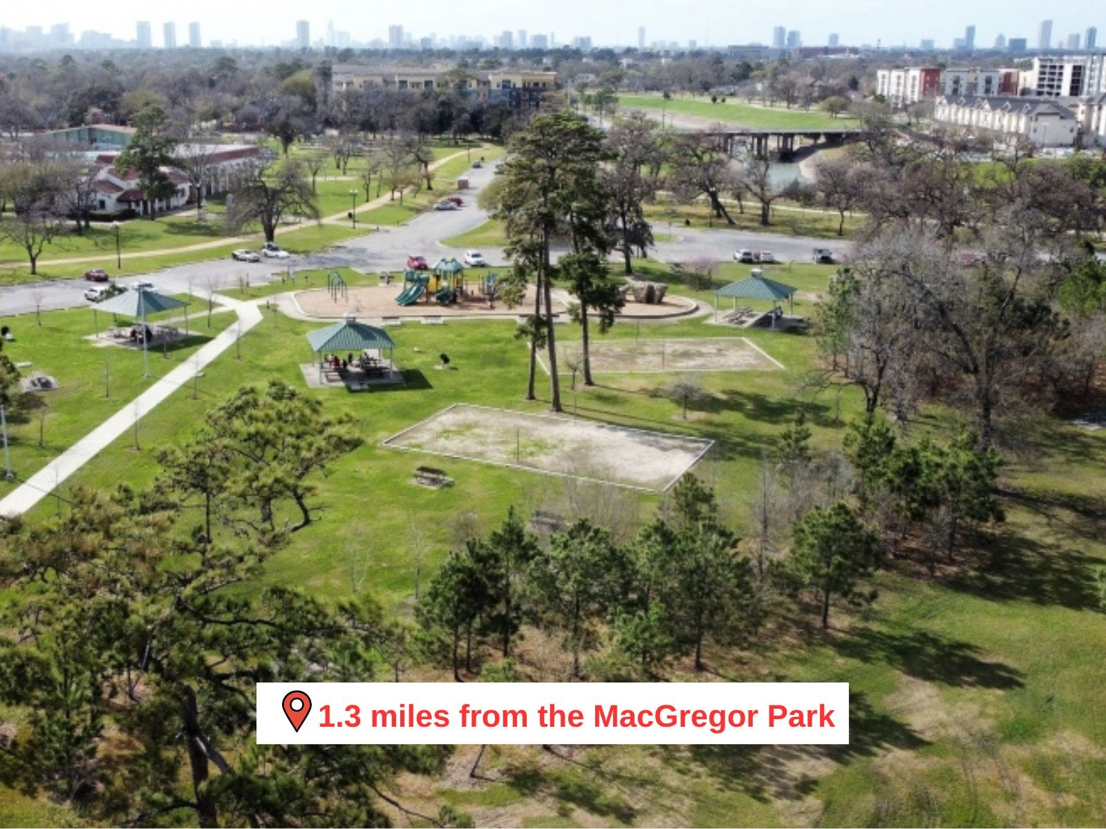 5118 Nassau Road Houston, TX 77021 - Photo 4 of 12 Just 1.3 miles away from MacGregor Park offering green spaces, trails, and skyline views.