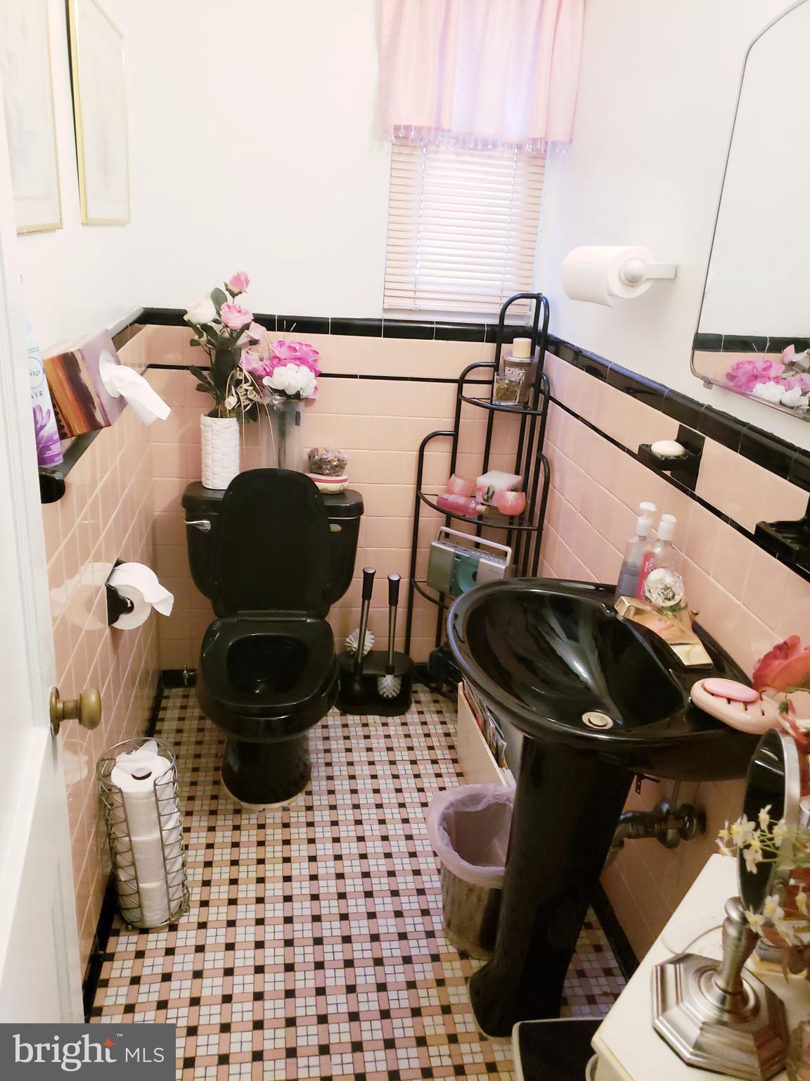 5027 Sargent Road Northeast Washington, DC 20017 - Photo 4 of 17 bath