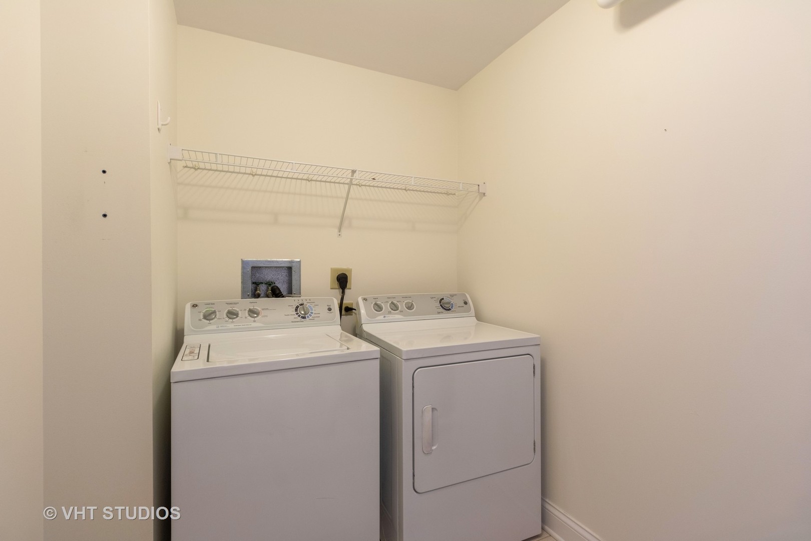 125 North Buffalo Grove Road, Unit 108 Buffalo Grove, IL 60089 - Photo 12 of 13