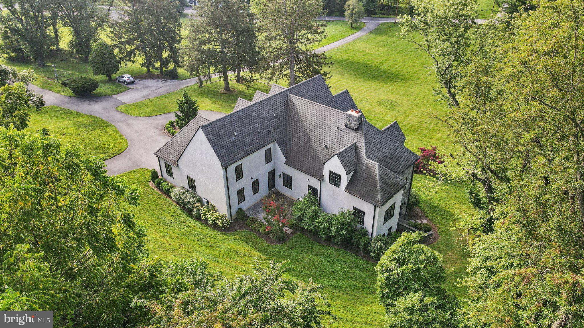 157 East Hillendale Road Kennett Square, PA 19348 - Photo 13 of 52 back patio