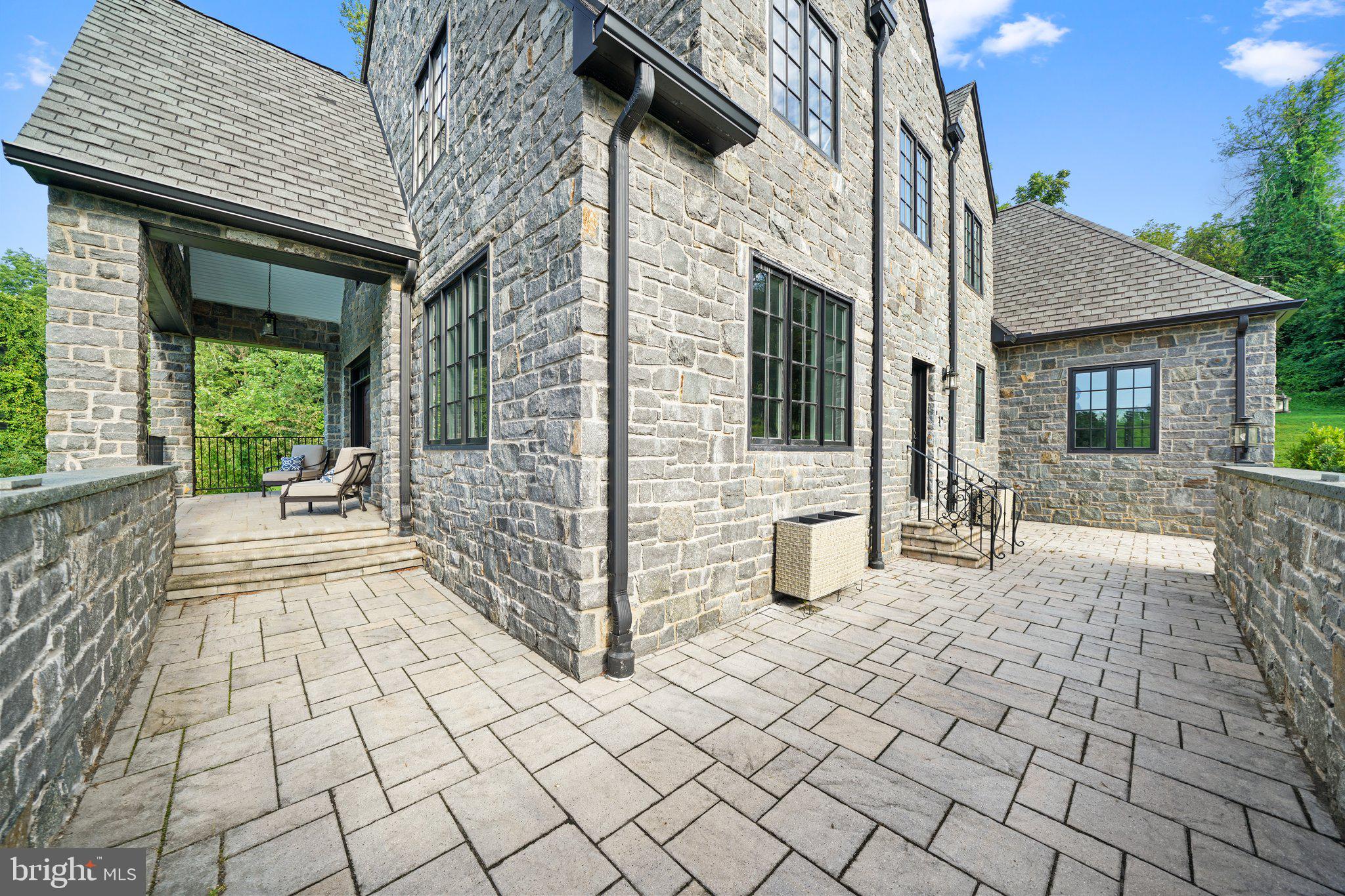 157 East Hillendale Road Kennett Square, PA 19348 - Photo 16 of 52 Patio entry