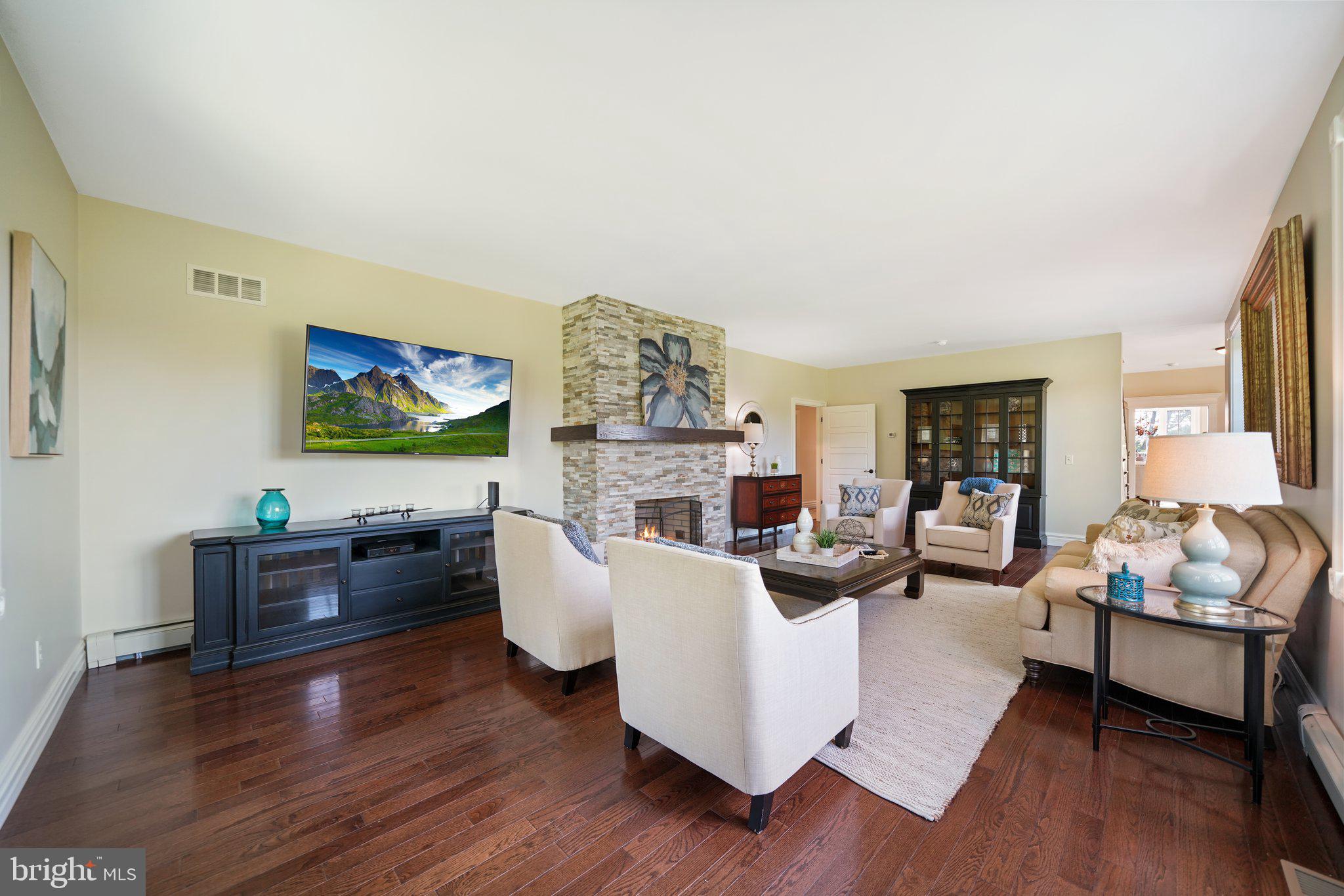 157 East Hillendale Road Kennett Square, PA 19348 - Photo 20 of 52 family Room