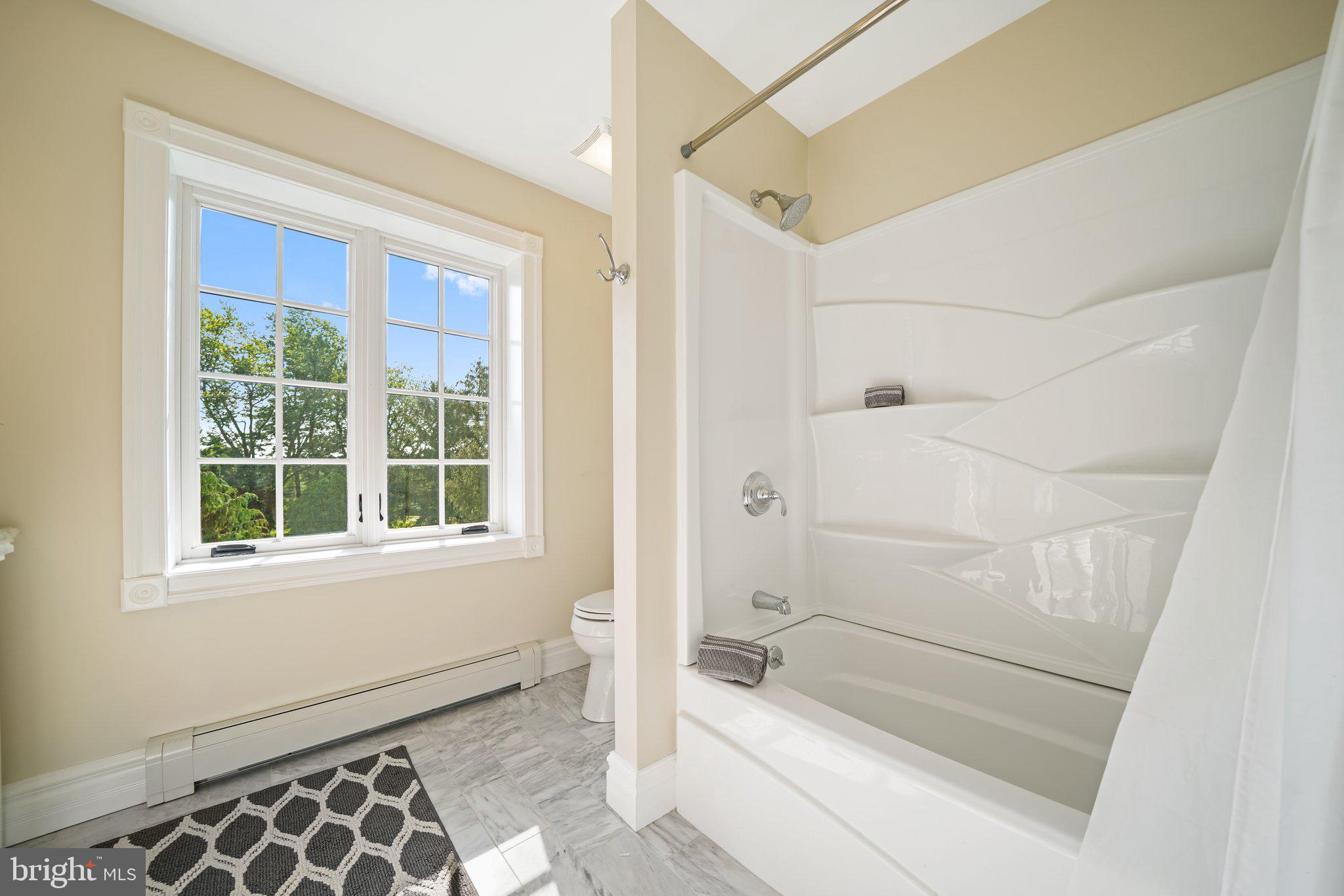 157 East Hillendale Road Kennett Square, PA 19348 - Photo 38 of 52 2nd Floor hall bathroom