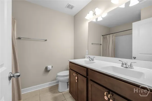 $525,000 | 205 Ridgewood Park Drive North, Richmond Hill, GA 31324