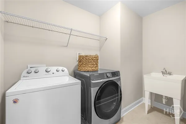 $525,000 | 205 Ridgewood Park Drive North, Richmond Hill, GA 31324