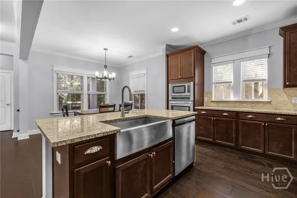 $525,000 | 205 Ridgewood Park Drive North, Richmond Hill, GA 31324