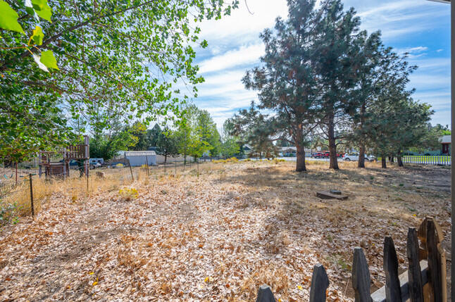20608 Independence Way Bend, OR 97701 - Photo 27 of 30 Back patio to large lot