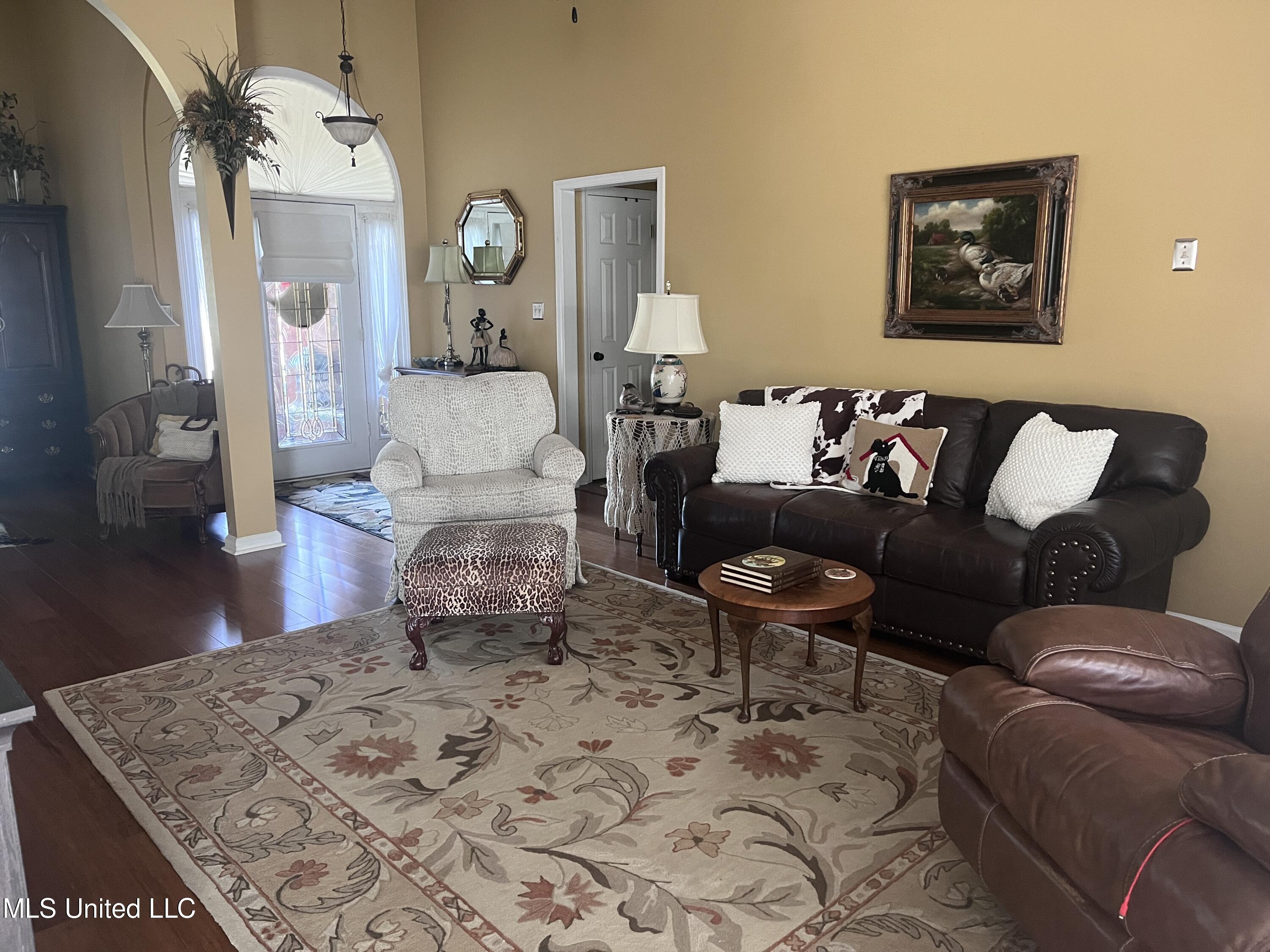 1302 Ridge Cove Hernando, MS 38632 - Photo 5 of 24 IMG_1682