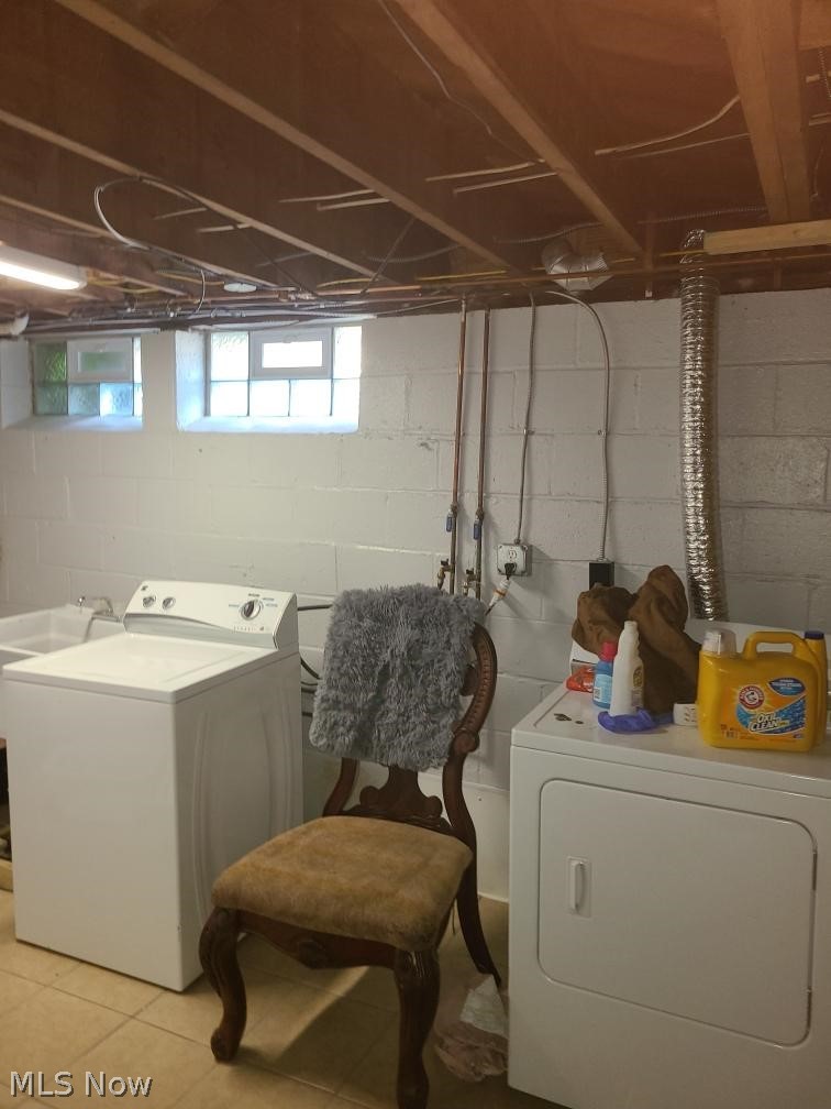 5223 Bridgewater Road Cleveland, OH 44124 - Photo 15 of 24