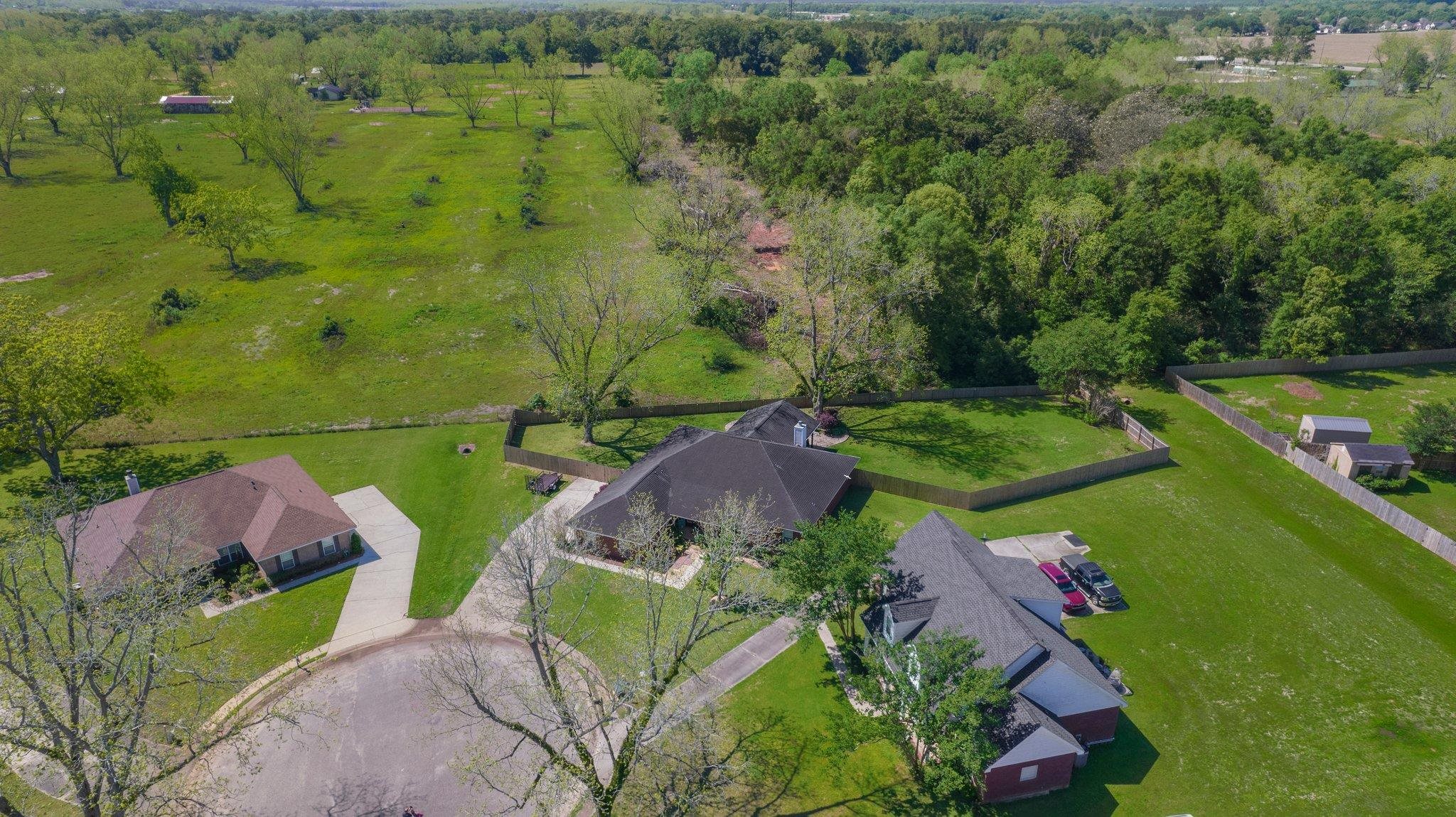 26575 Dean Court South Daphne, AL 36526 - Photo 34 of 41