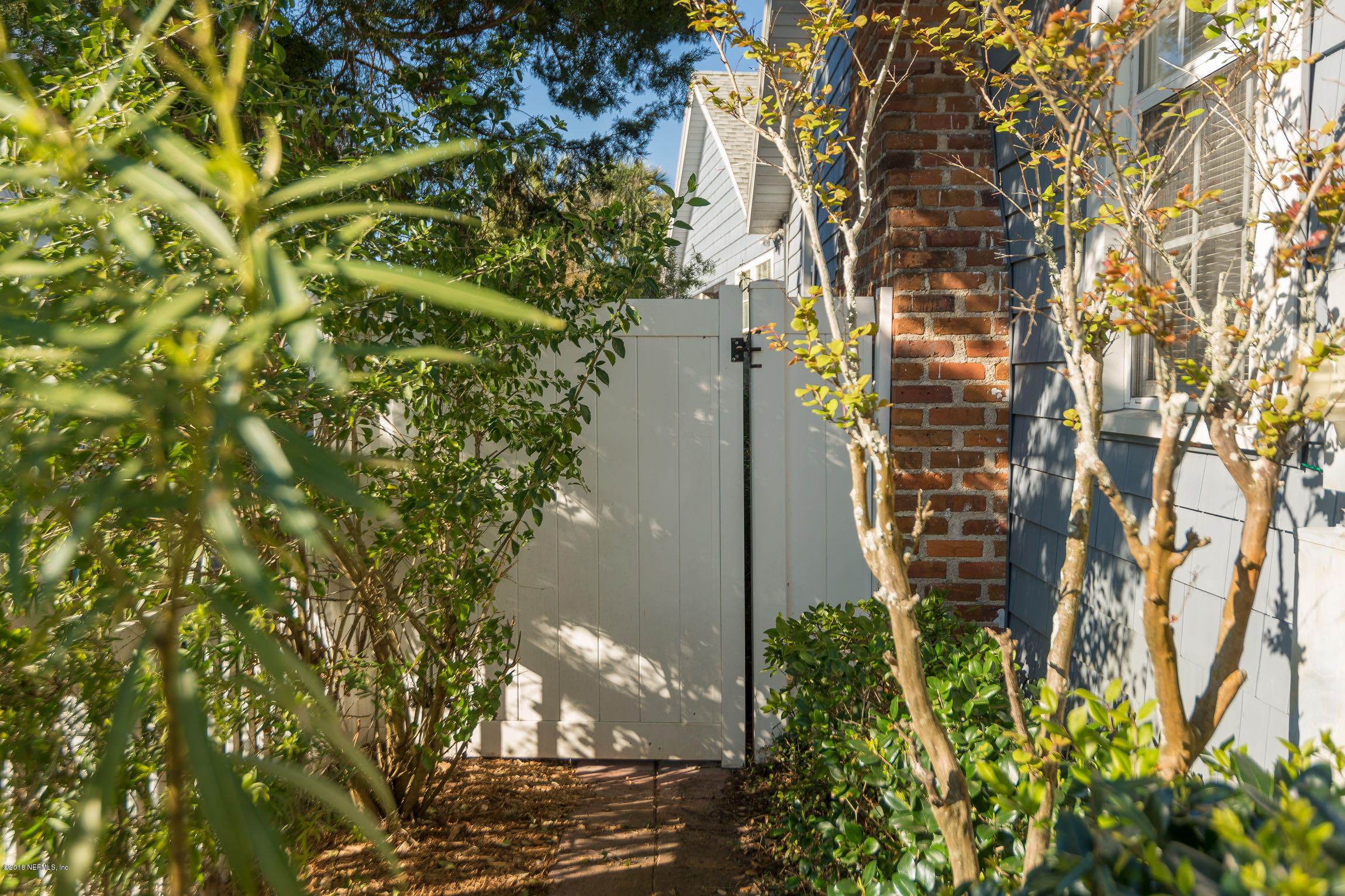214 Hopkins Street Neptune Beach, FL 32266 - Photo 49 of 58 Gate to Back