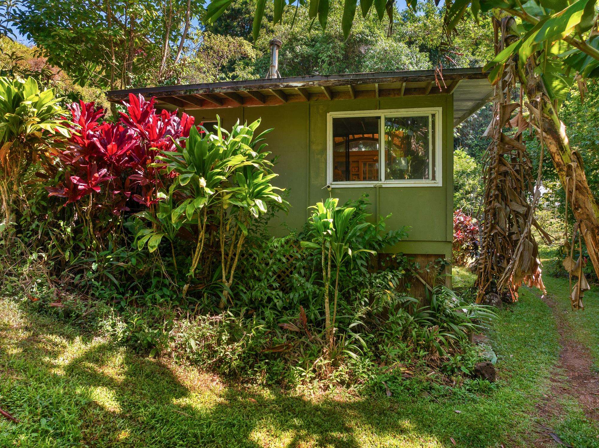 106 Hikiau Road Haiku, HI 96708 - Photo 37 of 41 Gallery Image 37