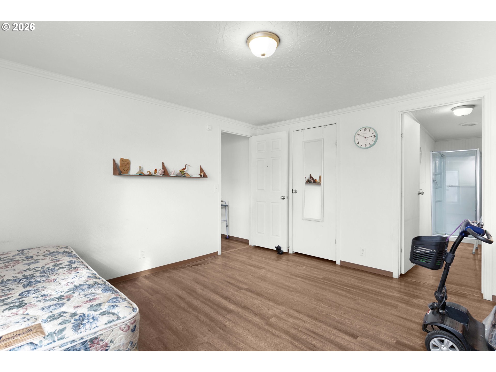 583 Suncrest Street Myrtle Creek, OR 97457 - Photo 14 of 24 a view of an empty room