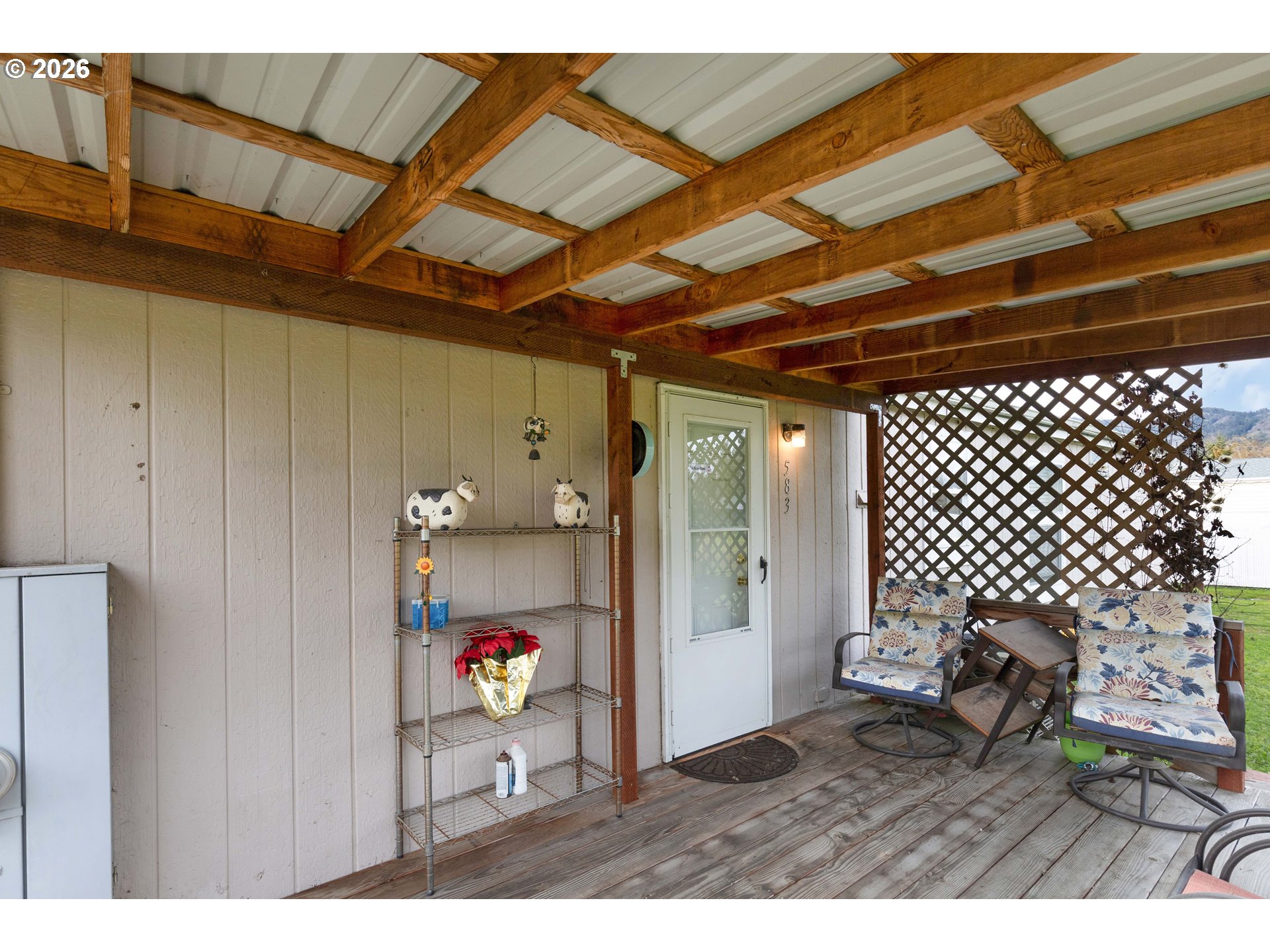 583 Suncrest Street Myrtle Creek, OR 97457 - Photo 21 of 24 a view of an outdoor space