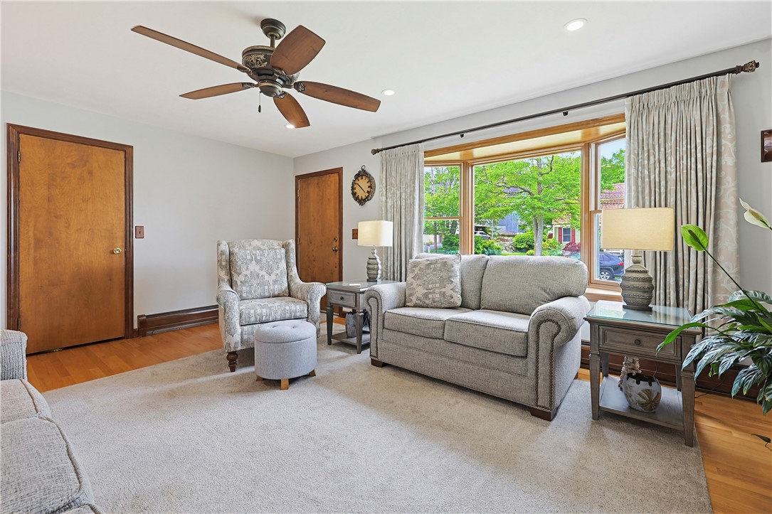 3 King Street Bristol, RI 02809 - Photo 9 of 25