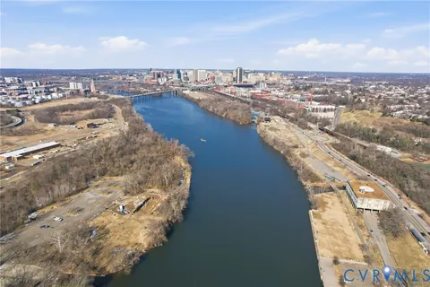 $300,000 | 251 Rocketts Way, Unit 307, Henrico, VA 23231