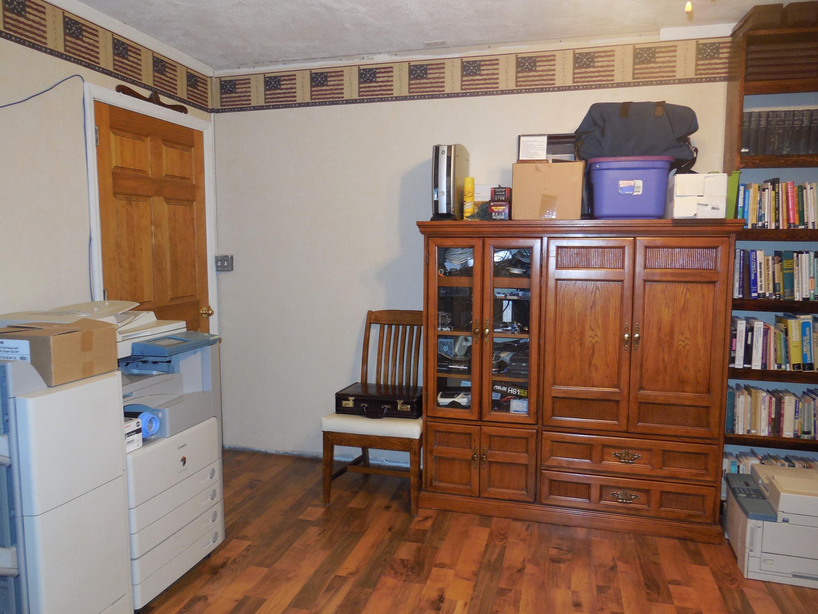 11930 Thatch Road Harrison, TN 37341 - Photo 24 of 38 Office