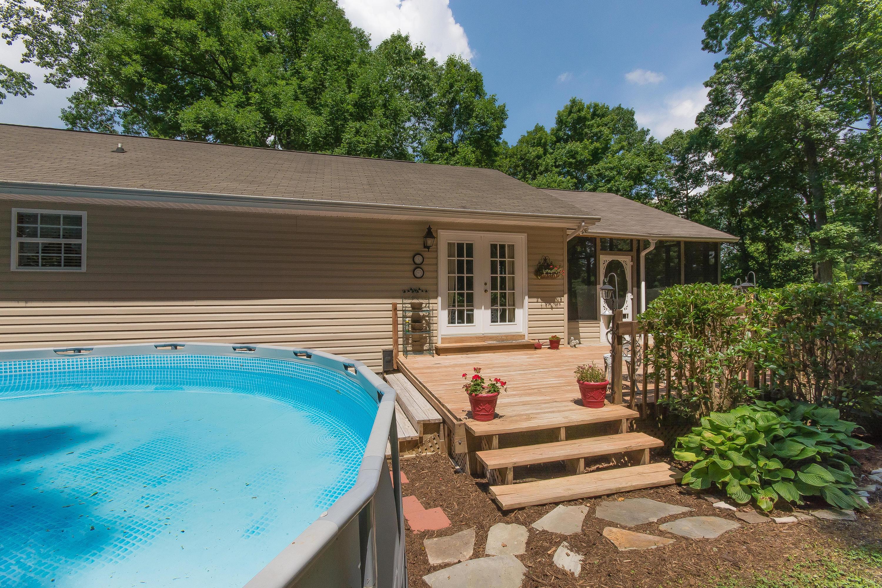 11930 Thatch Road Harrison, TN 37341 - Photo 31 of 38 Back View Salt Water Pool