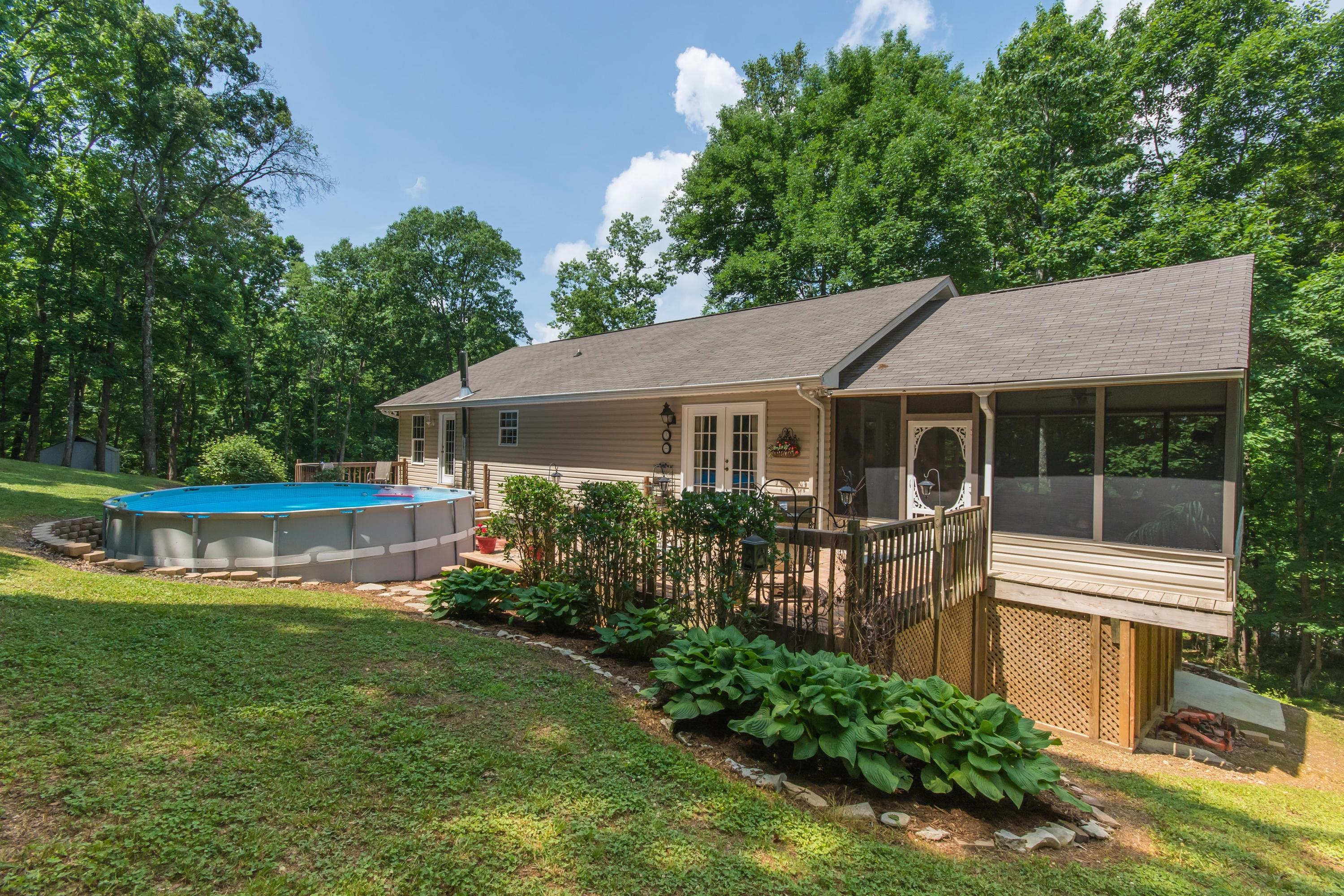 11930 Thatch Road Harrison, TN 37341 - Photo 32 of 38 What a Location