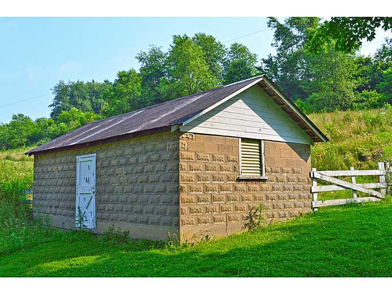 238 Walnut Valley Road Claysville, PA 15323 - Photo 14 of 25 Stable/Barn.