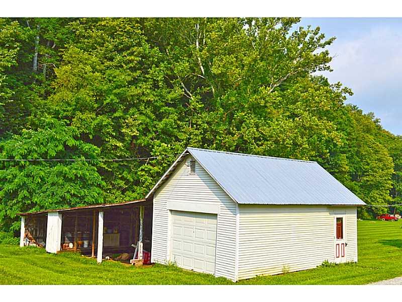 238 Walnut Valley Road Claysville, PA 15323 - Photo 17 of 25 Stable/Barn.