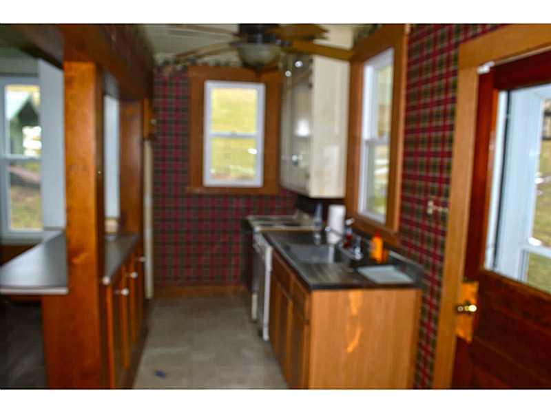 238 Walnut Valley Road Claysville, PA 15323 - Photo 5 of 25 Kitchen.