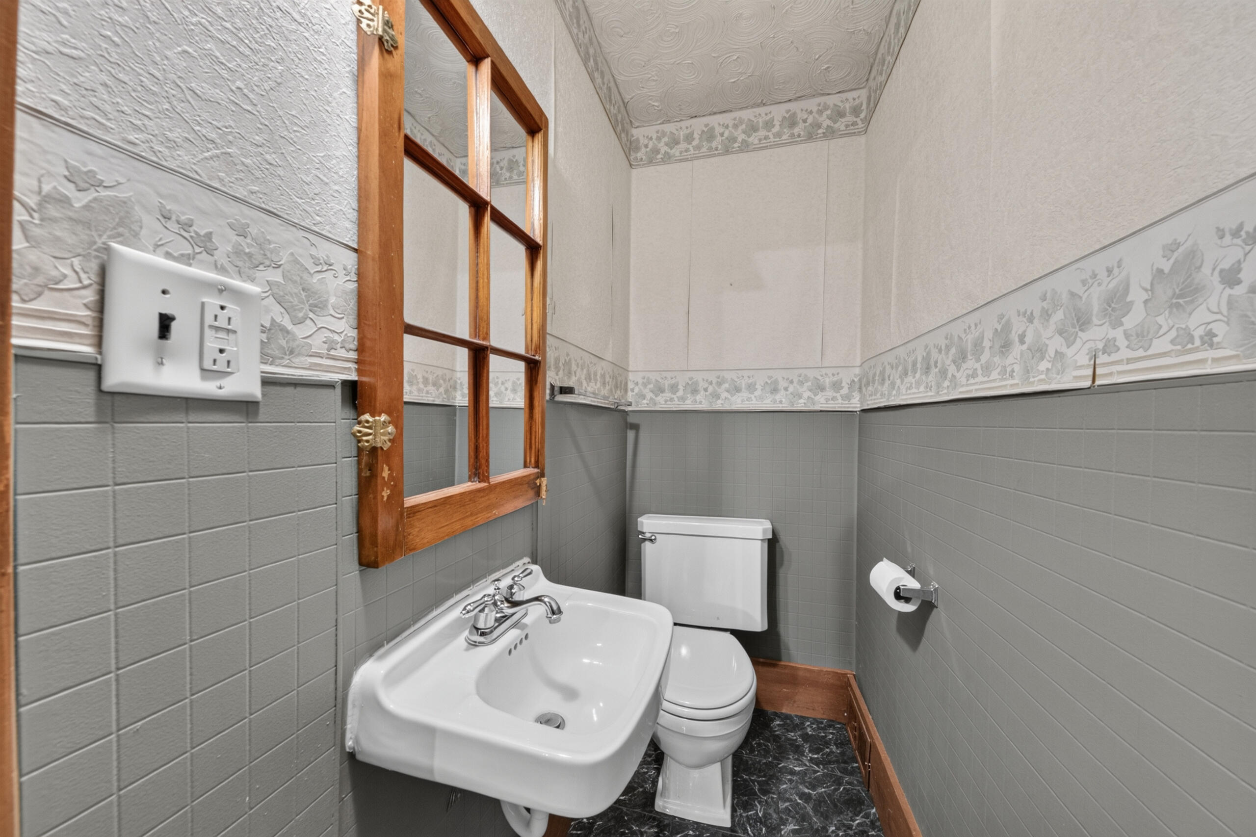 15610 Arnold Road Gregory, MI 48137 - Photo 60 of 90 Half bath